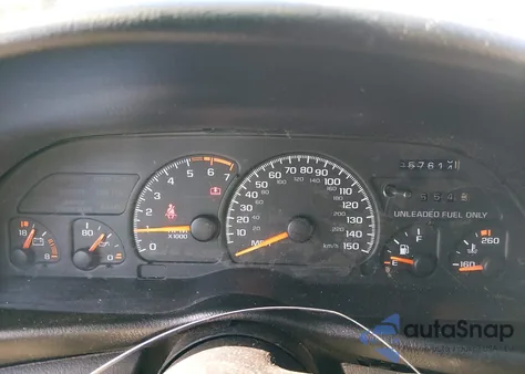 1995 Chevrolet Camaro Z28 z USA, uszkodzony, nr VIN 2G1FP32P9S2118964